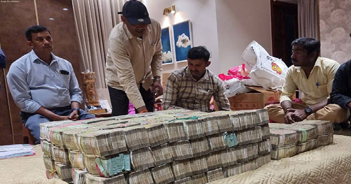 Karnataka Lokayukta raids house of BJP MLA's son, recovers Rs 6 crore cash